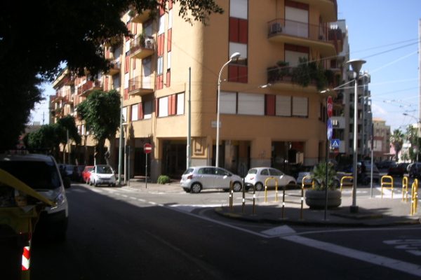 Viale Merello ufficio frazionabile